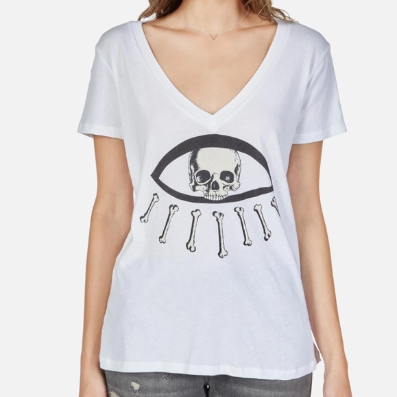 LAUREN MOSHI Skull V-neck Tee - Picture 4 of 7